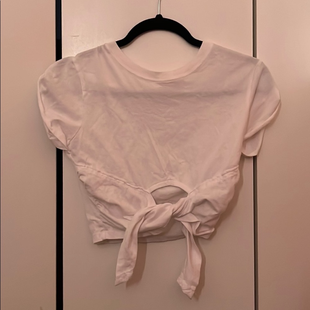 Tee shirt